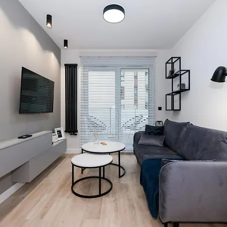 Mood Apartamenty, Rewolucji 1905r 69