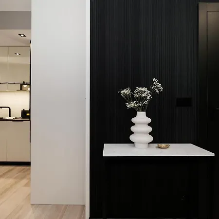 Mood Apartamenty, Rewolucji 1905r 69 *